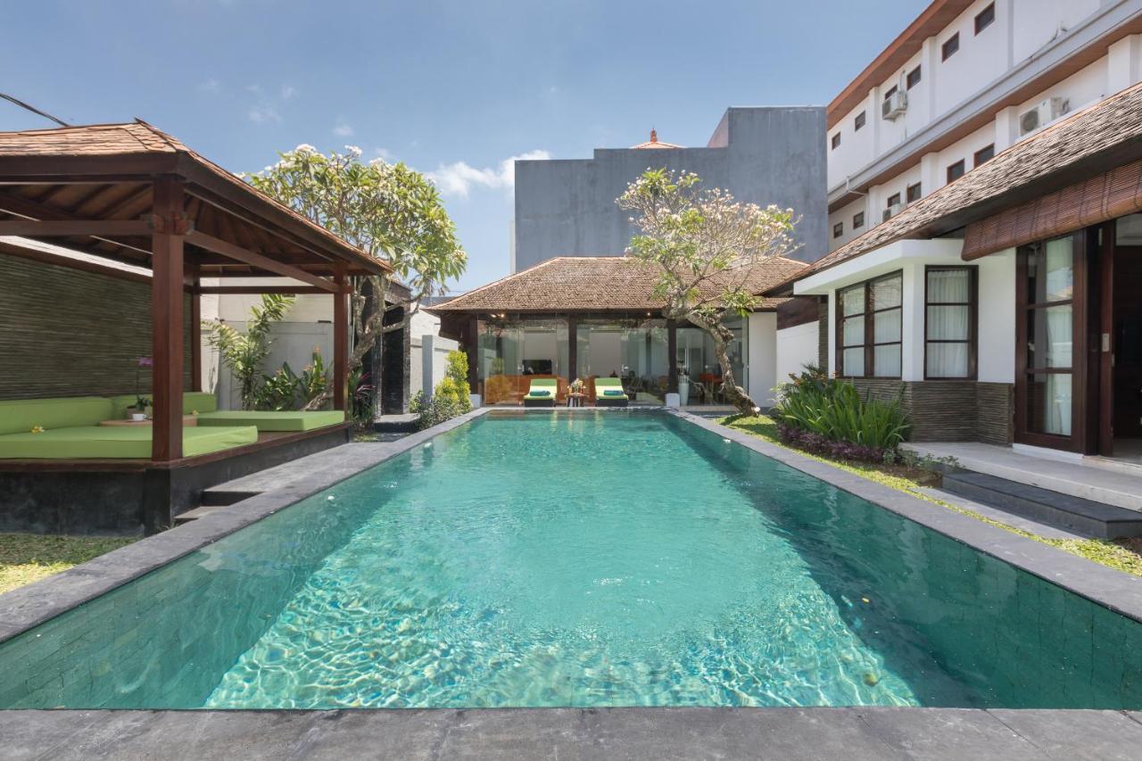 Villa Litera Seminyak Buitenkant foto
