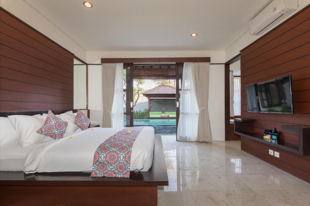 Villa Litera Seminyak Buitenkant foto