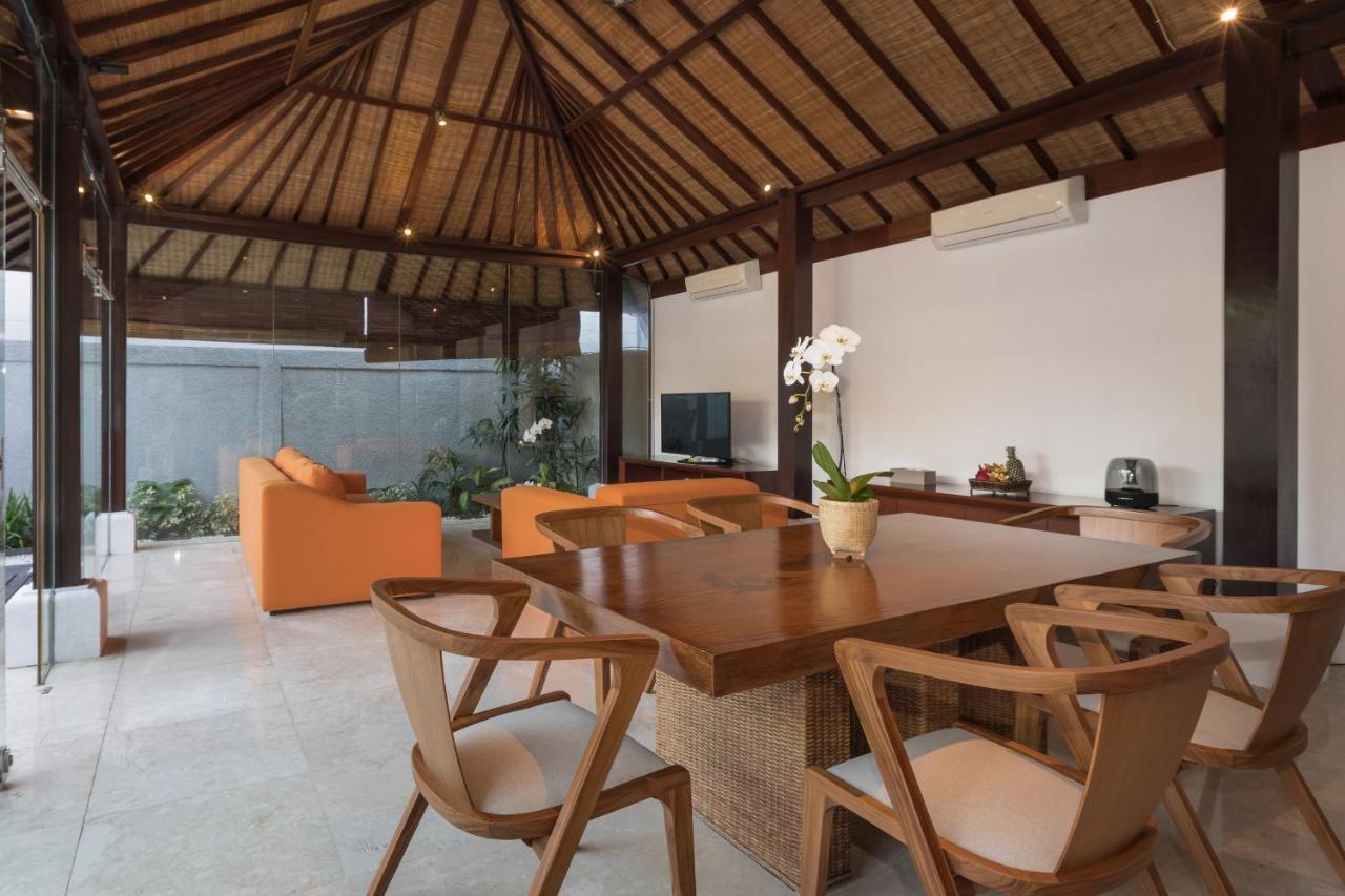 Villa Litera Seminyak Buitenkant foto